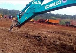 Excavator Pemecah Batu